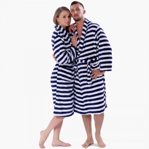 Piżama dla dorosłych mężczyzn i kobiet w paski